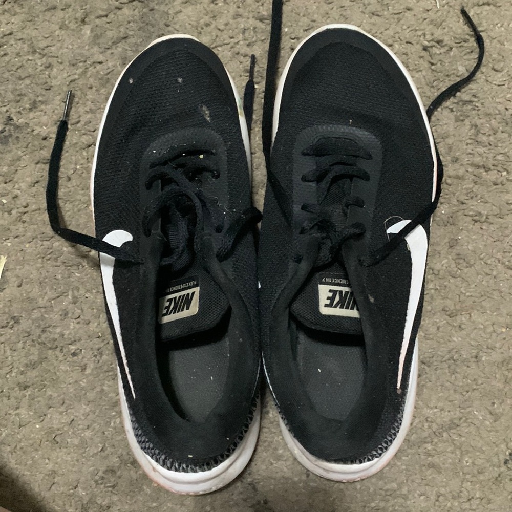nike running shoes